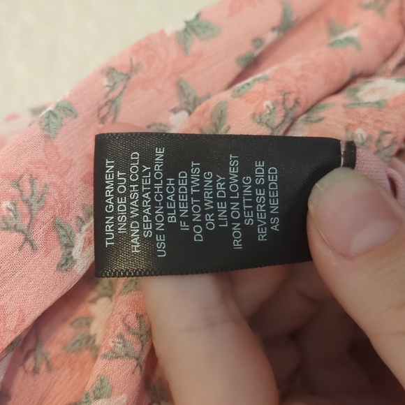 Trixxi pink puff sleeve on off shoulder tiered floral mini dress - Picture 6 of 10